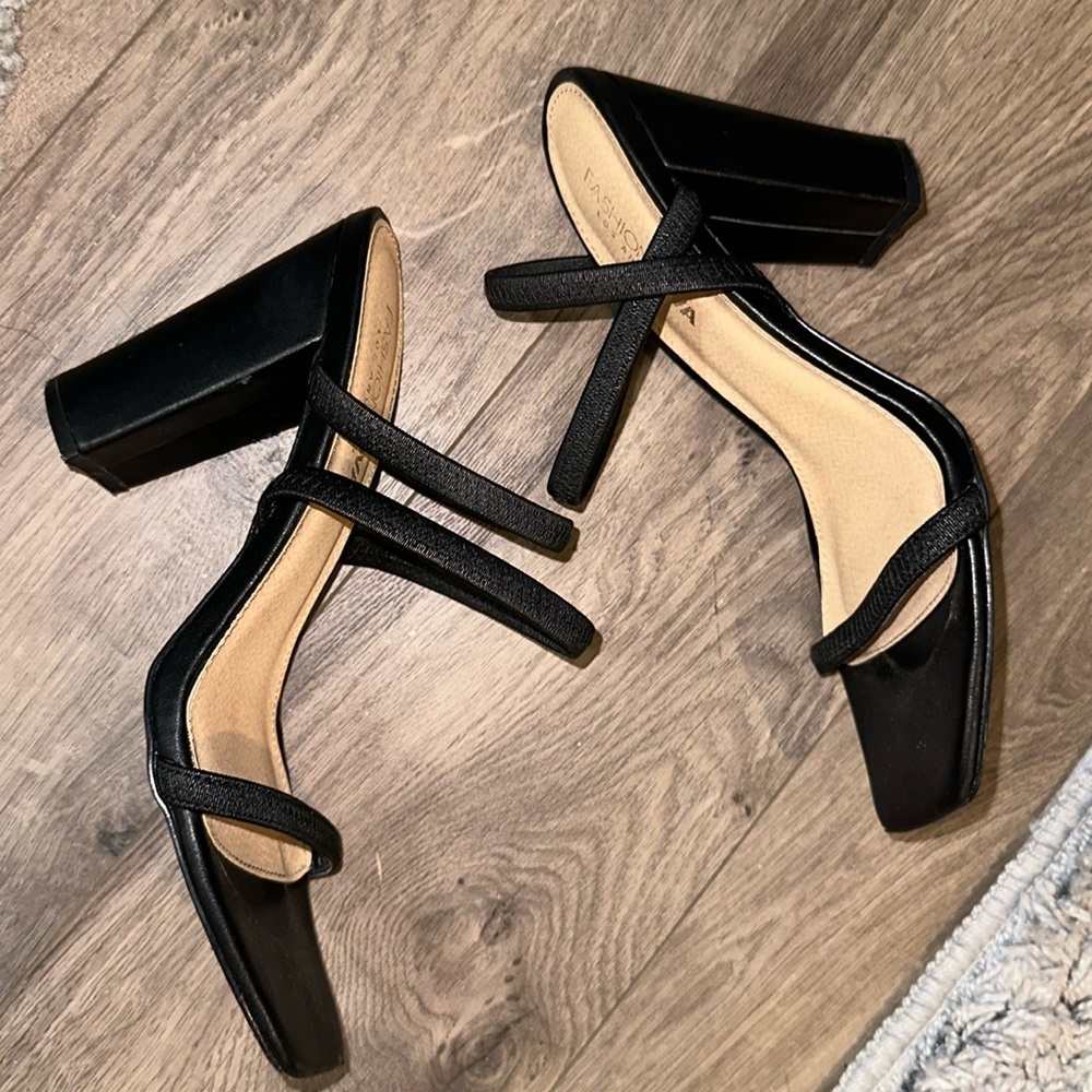 Fashion Nova Black Block Heel Size 9
